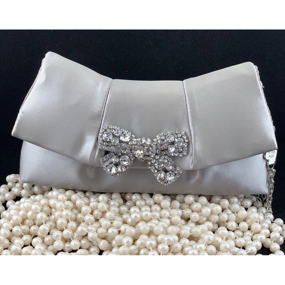 Betsey Johnson Silver Clutch with Rhinestone Bow Gray/Silver Satin with crystals - Picture 9 of 12